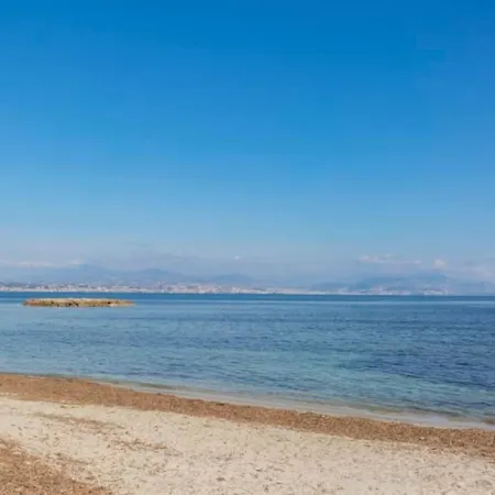 Cap D'antibes Apartment *